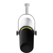 Carica l'immagine nel visualizzatore di Gallery, Shure MV7+ White
