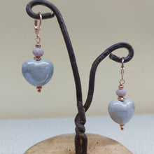 Carica l'immagine nel visualizzatore di Gallery, Orecchini cuore ceramica