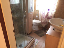 Carica l'immagine nel visualizzatore di Gallery, Casa accostata su due lati a Trecenta (Rif. IM1) - ID&M