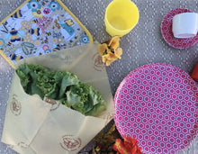 Carica l'immagine nel visualizzatore di Gallery, Piatto in Melamina motivo Miele Rosso