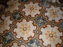 Carica l'immagine nel visualizzatore di Gallery, Villa d'epoca - ID&M