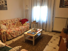 Carica l'immagine nel visualizzatore di Gallery, Casa accostata su due lati a Trecenta (Rif. IM1) - ID&M