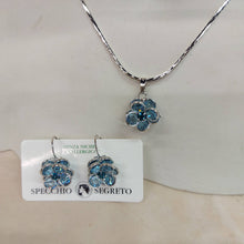 Carica l'immagine nel visualizzatore di Gallery, Parure collana e orecchini Fiore doppio