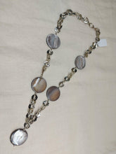 Carica l'immagine nel visualizzatore di Gallery, Collana 5 Madreperle tonde - ID&M