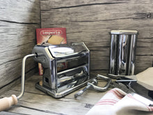 Carica l'immagine nel visualizzatore di Gallery, Macchina Manuale per Pasta Fresca Imperia - Le Botteghe del Polesine