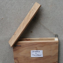 Carica l'immagine nel visualizzatore di Gallery, Casetta per Pipistrelli