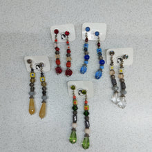 Carica l'immagine nel visualizzatore di Gallery, Orecchini lunghi HandMade