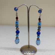 Carica l'immagine nel visualizzatore di Gallery, Orecchini lunghi HandMade