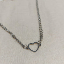 Carica l'immagine nel visualizzatore di Gallery, Completo collana e bracciale in Acciaio con ciondolo centrale - ID&M