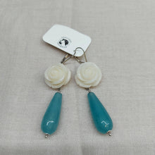 Carica l'immagine nel visualizzatore di Gallery, Orecchini rosa grande e goccia - ID&M