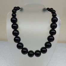 Carica l'immagine nel visualizzatore di Gallery, Collana Resina Nero Onice