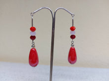 Carica l'immagine nel visualizzatore di Gallery, Orecchini in ceramica Goccia