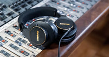 Carica l'immagine nel visualizzatore di Gallery, Shure SRH840A
