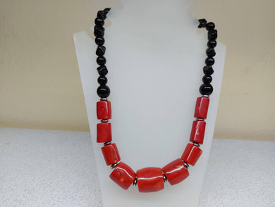 Collana Rossa e Nera Pietre e Perle - ID&M